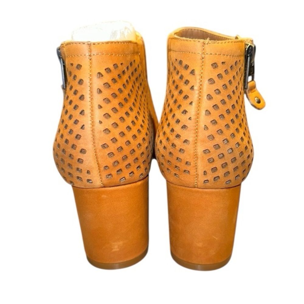 Lucky Brand Jakelyn Bootie in Cafe Size 9 - Picture 13 of 15